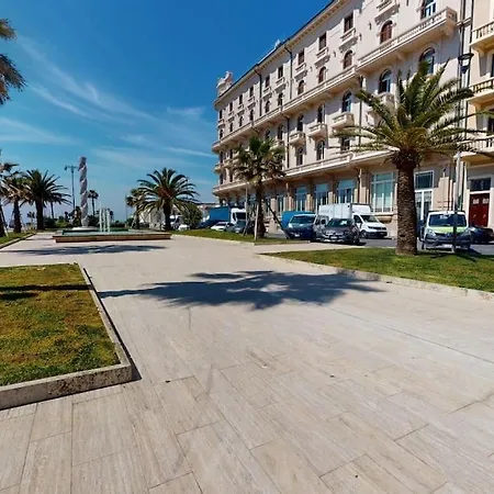 Lucevanlestelle - Full Comfort Quiet By The Promenade *