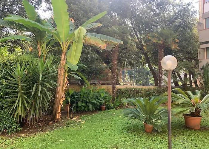 Lucevanlestelle - Full Comfort Quiet By The Promenade * Viareggio